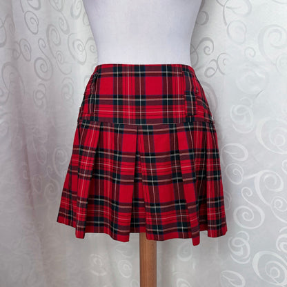 Emo/Alt checked tartan red skirt ❤️