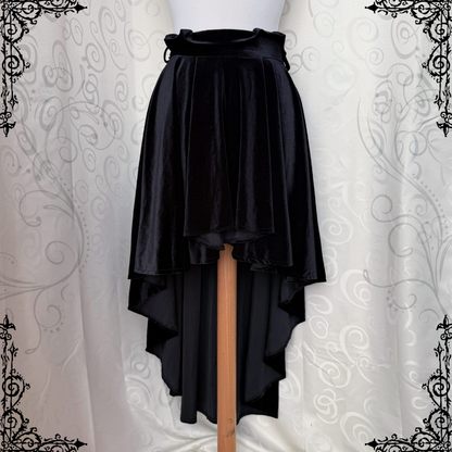 Gothic/Witchy black velvet midi skirt 🦇🗝️