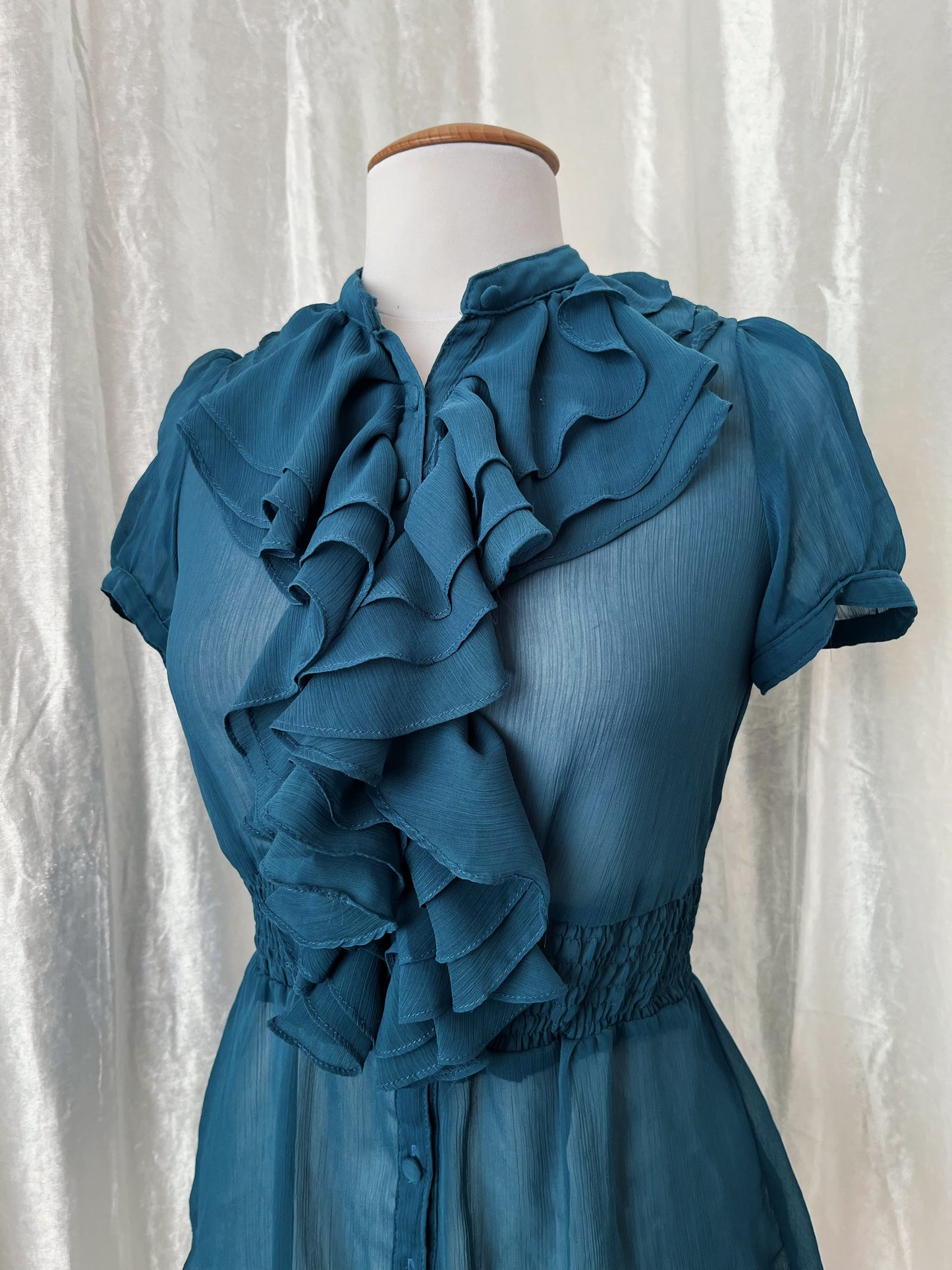 Cute teal coquette ruffle mesh shirt 💐