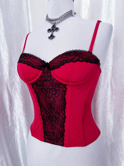 H&M vampire red corset with lace detail 🦇