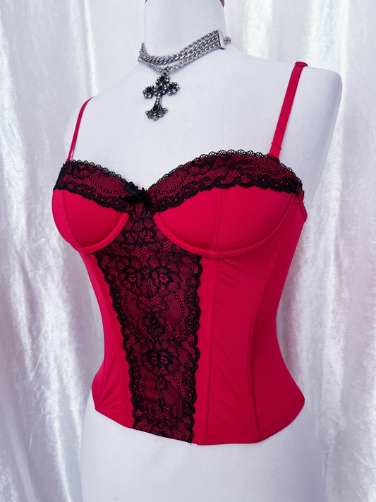 H&M vampire red corset with lace detail 🦇