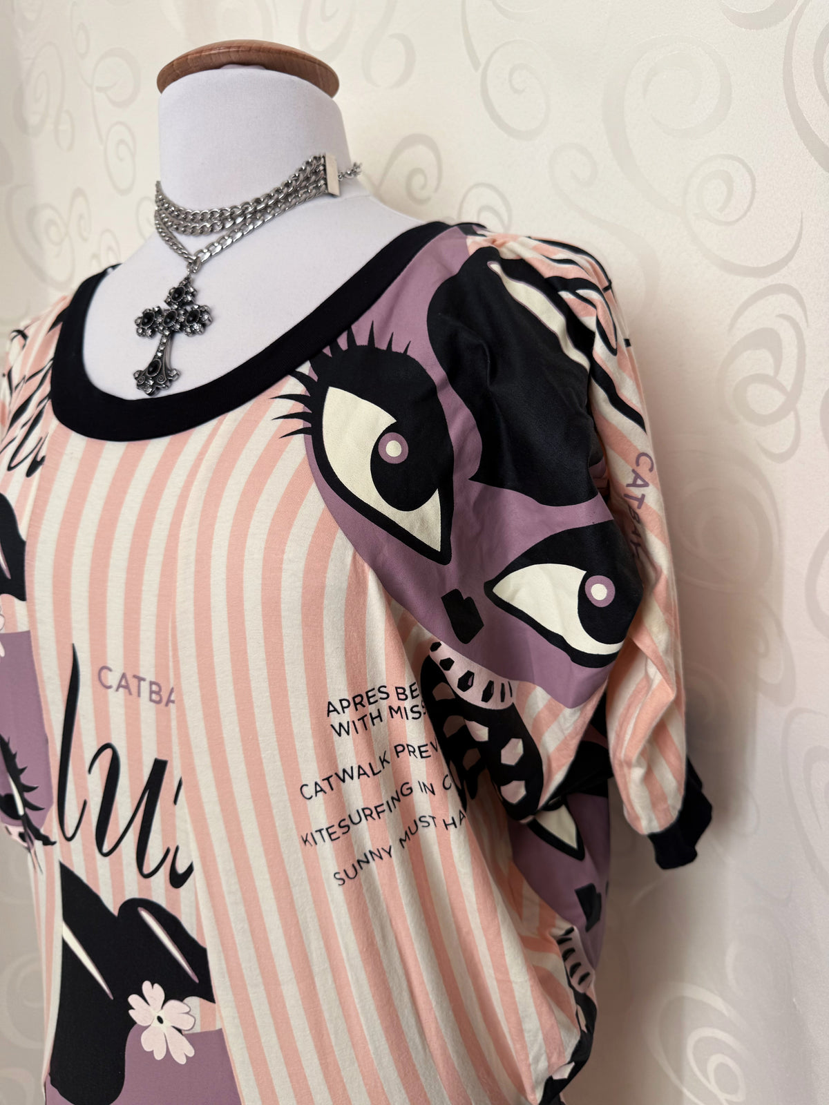 Pussy Deluxe coquette style cat graphic long tee 🐈‍⬛🎀✨
