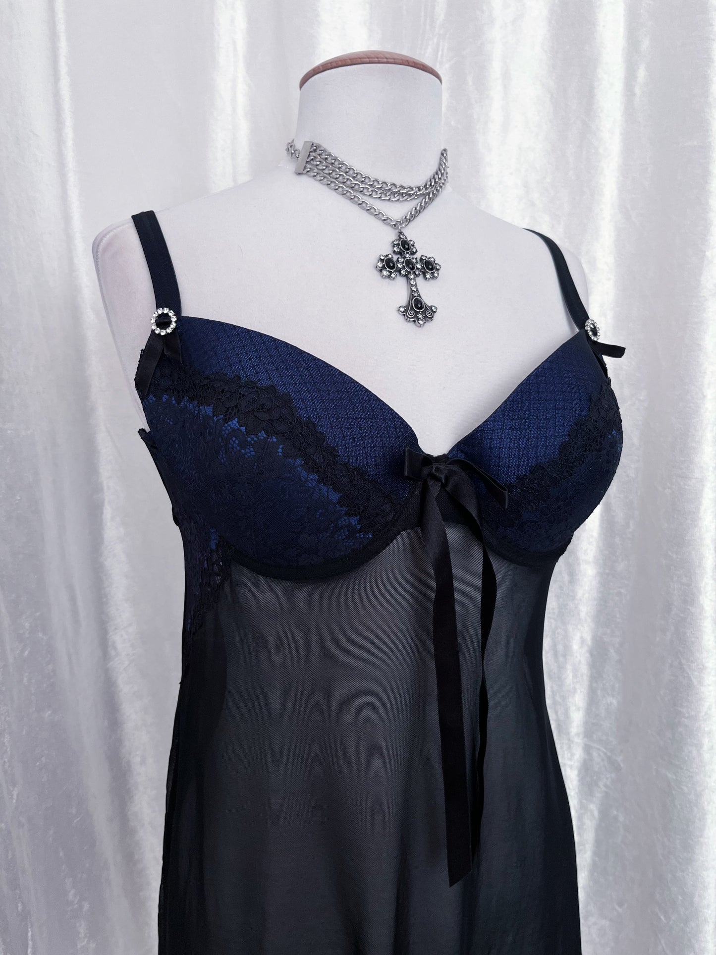 Stunning mesh & lace babydoll 🦋