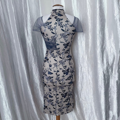 Modern beige Qipao dress with tulle & lace detail 🌀 🍥