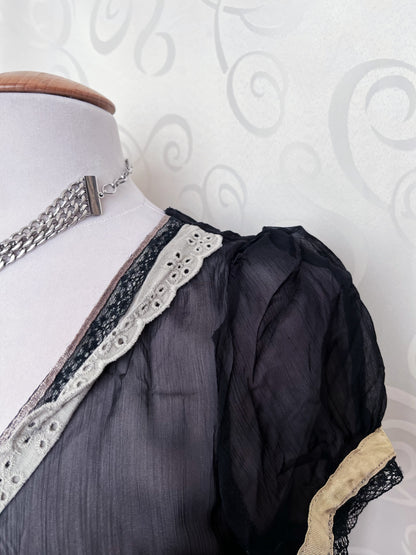 Dark coquette/Gothic mesh shirt with beautiful ruffle details🕷️🎞️