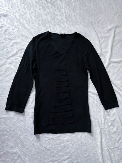 00’s black cut-out top