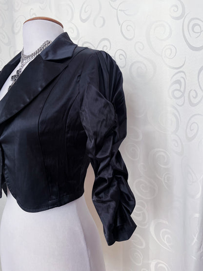 00’s gothic satin black bolero 🕷️