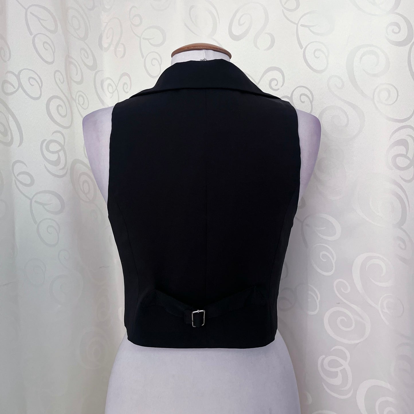 Dark Coquette essential black vest 🦇