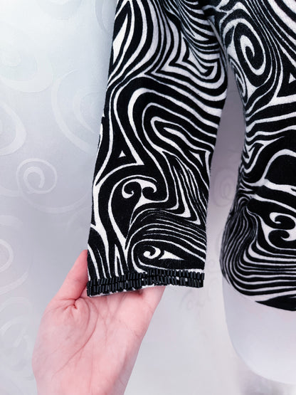 00’s Nicowa Gothic swirl top with beaded details 🕸️🕷️