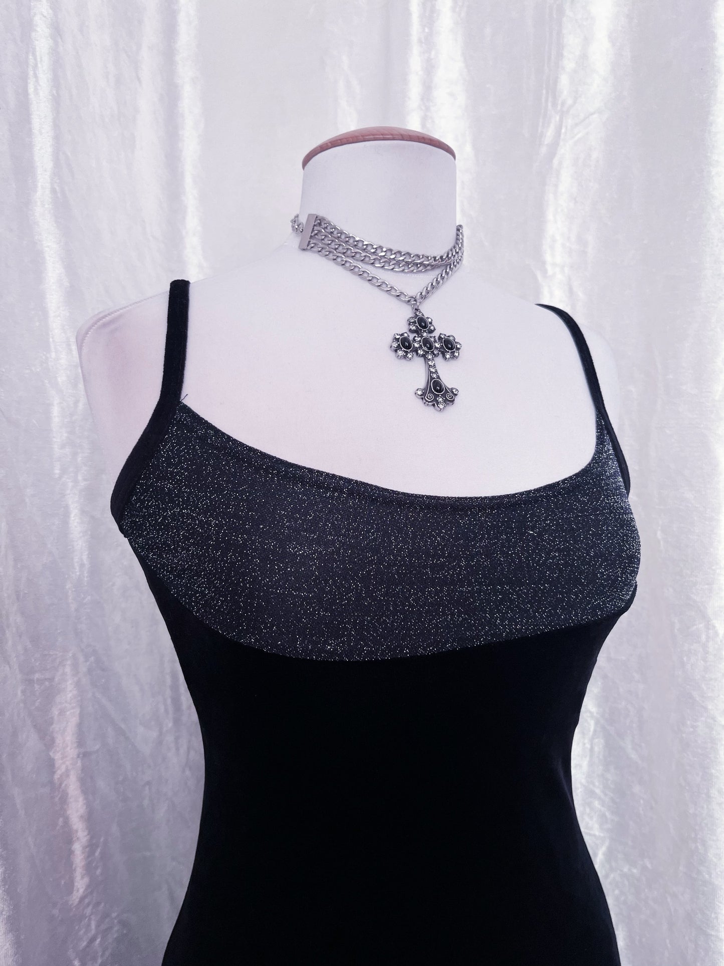 Y2K velvet black dress 🕸️✨