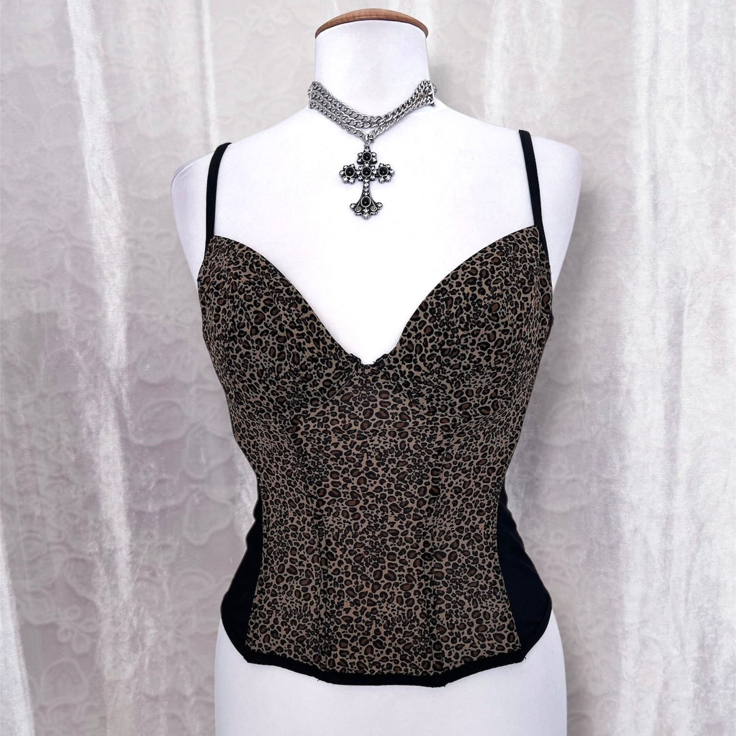Old H&M leopard print mesh corset 🐆🖤