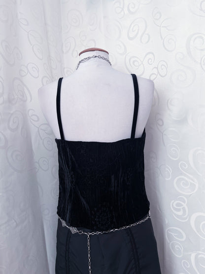 00’s whimsygoth black velvet top with embroidered & cutout details 🔮✨