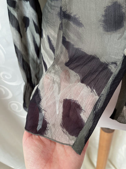 00’s whimsy fairy khaki mesh shirt with ruffle detail 🧚🏾