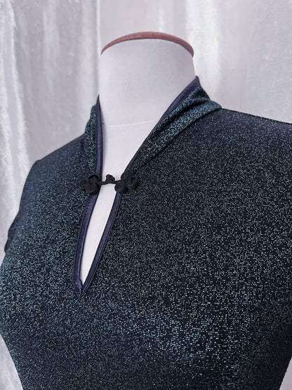 00’s Asian Qipao style dark blue shiny dress 🌌