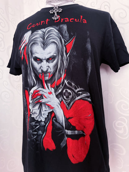 Gothic Count Dracula Men’s T-Shirt 🩸🦇