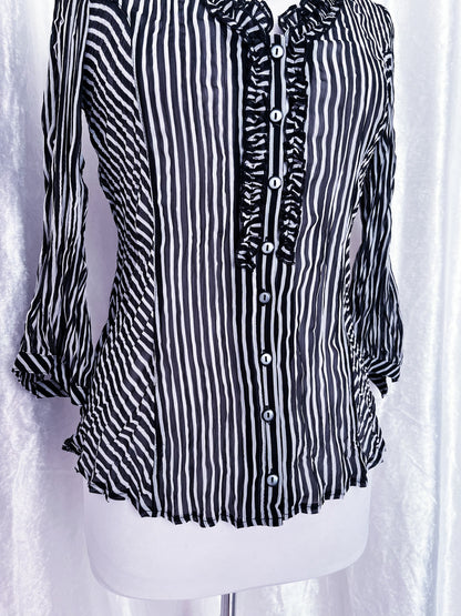 Gothic striped mesh shirt with ruffles details 🌀🦇