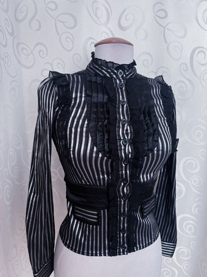 00’s Gothic/Jirai Kei striped ruffle shirt 🖤🌀