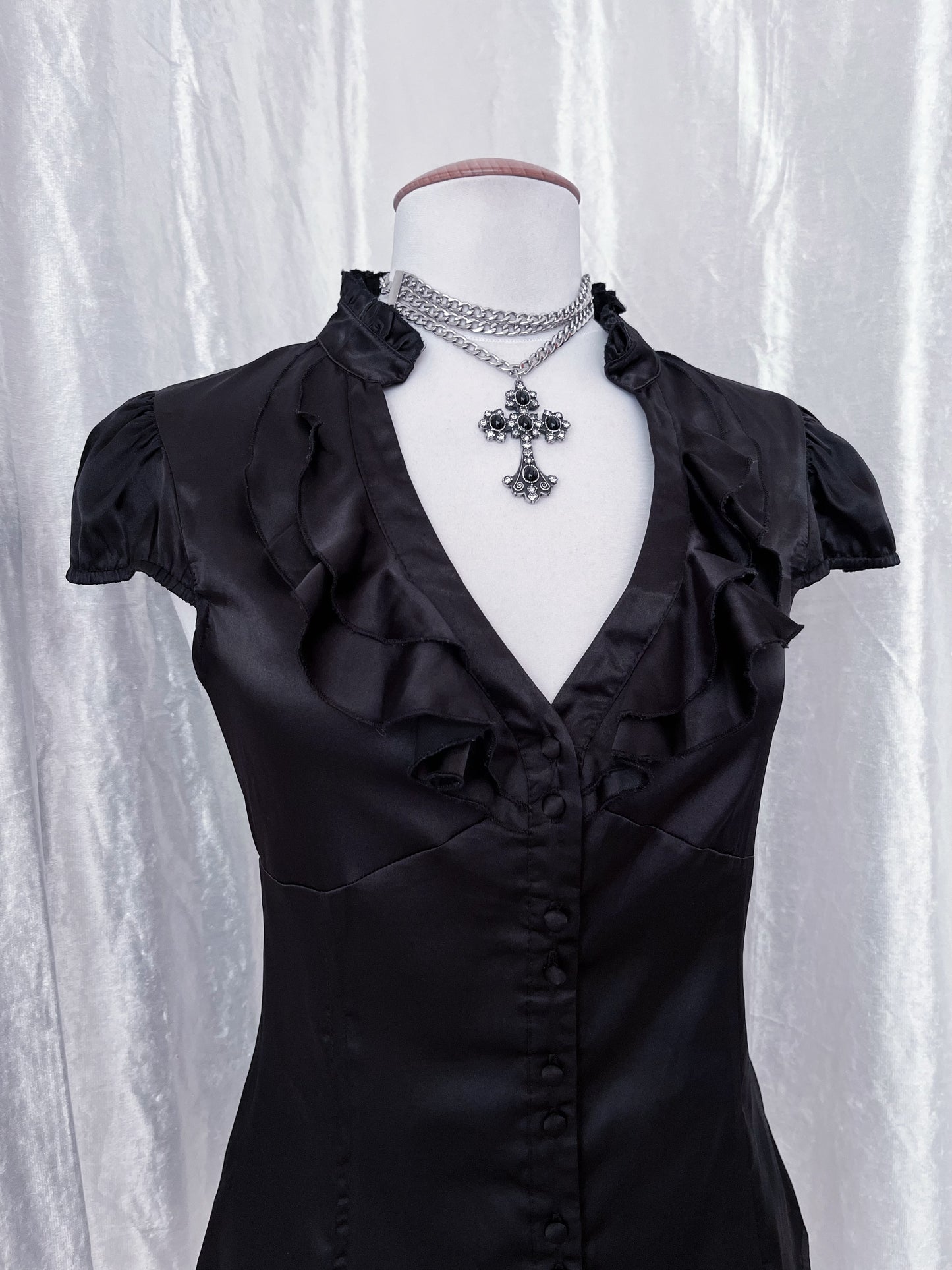 Gothic coquette black ruffle shirt 🎀