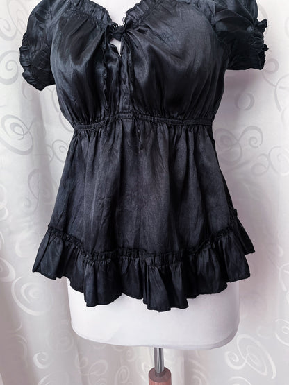 00’s Dark Coquette/Horrir protagonist black satin top 🕷️
