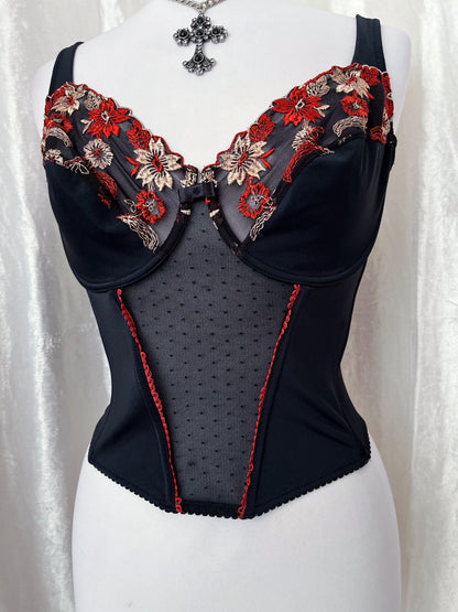 Fairy corset top with embroidered floral detail 💐