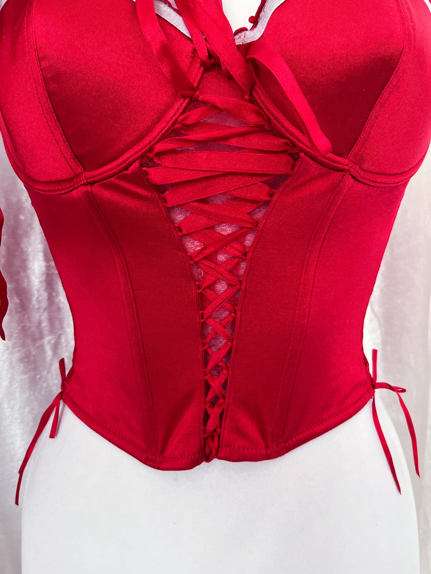 Hot small red lace up corset 💋