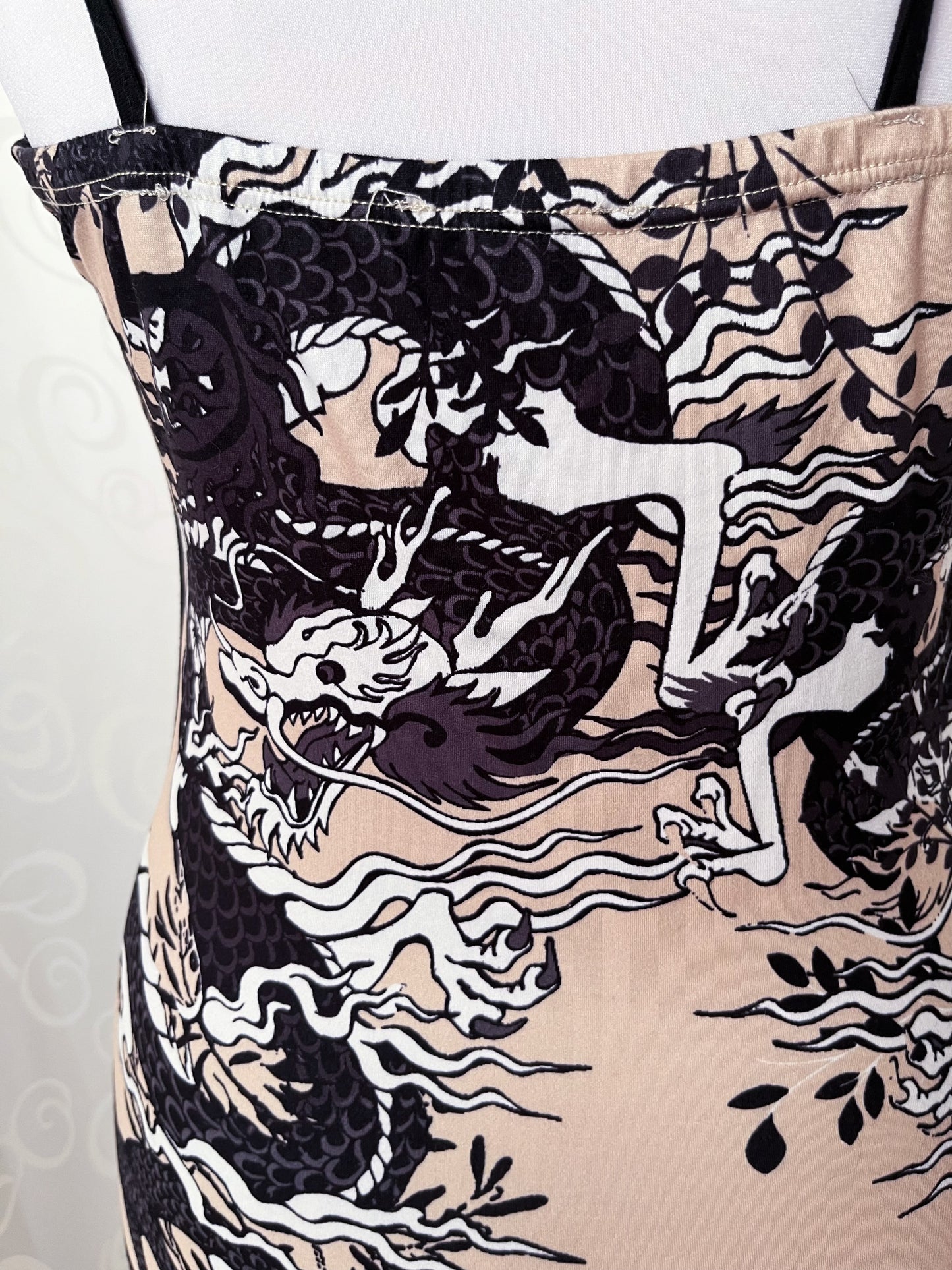 Modern deadstock dragon maxi dress 🐉
