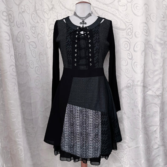 00’s Gothic lace-up patchwork dress 🦇