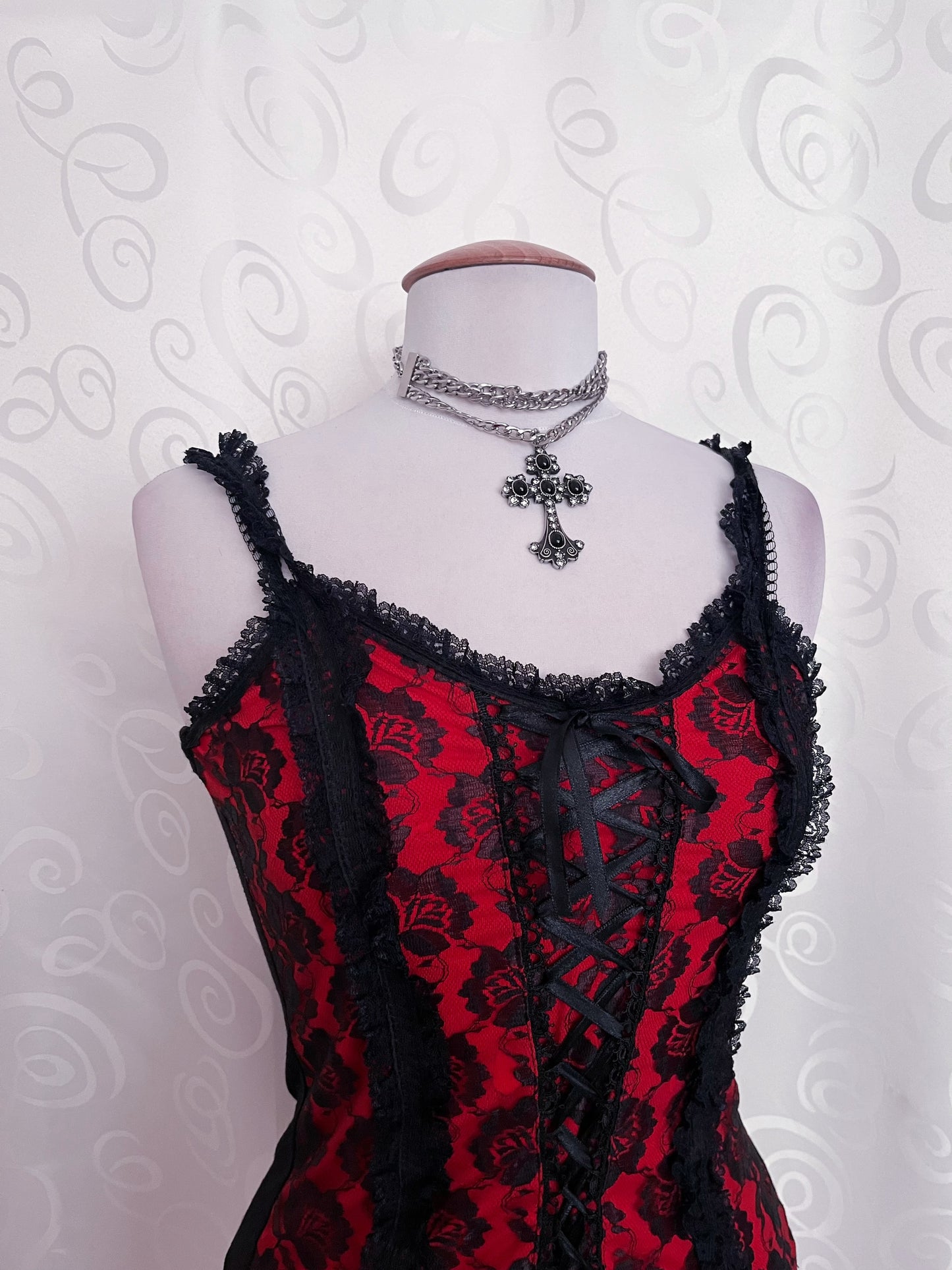 00’s Vampire gothic lace-up red top ❤️🦷
