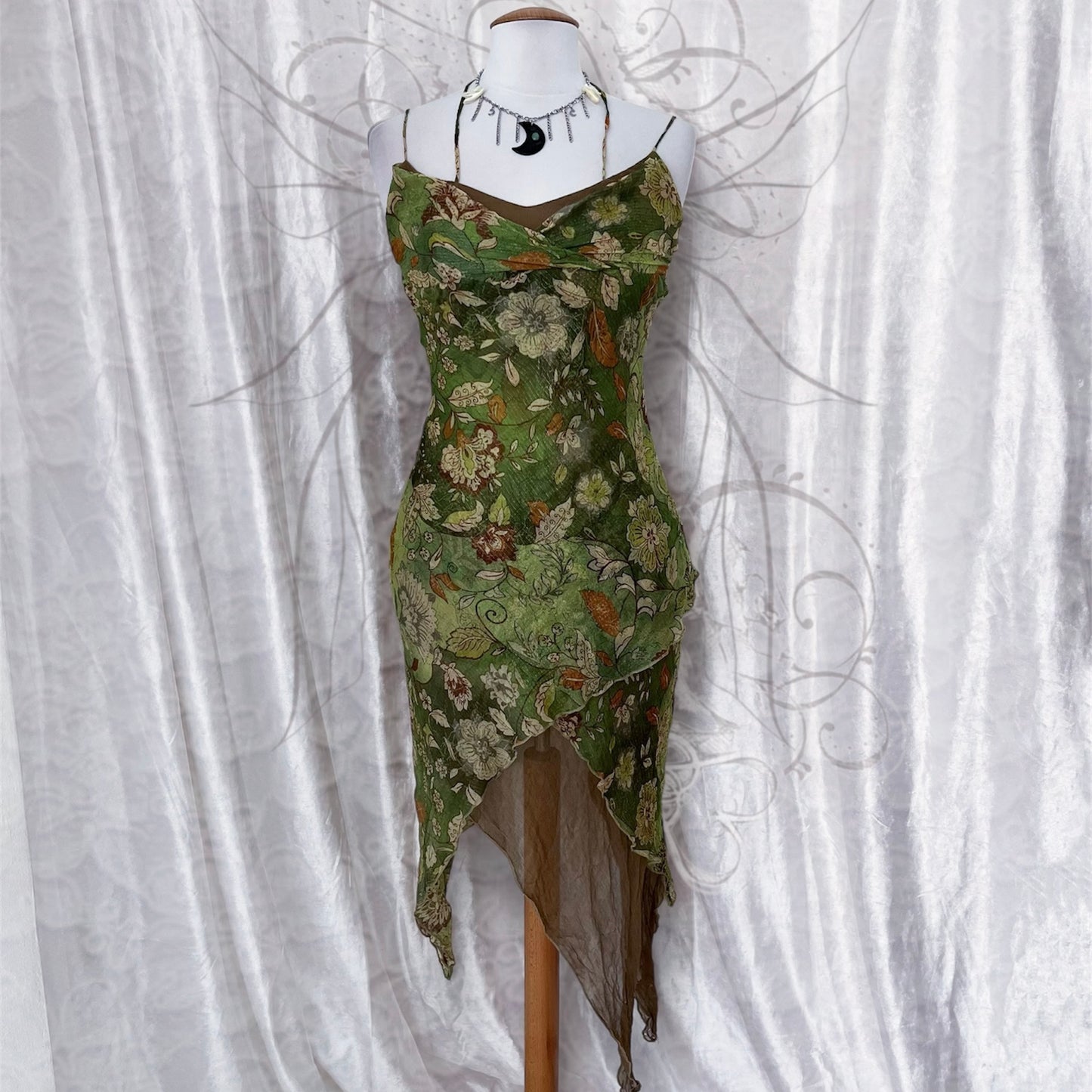 00’s whimsy fairy asymmetrical mesh dress 🧚🏾