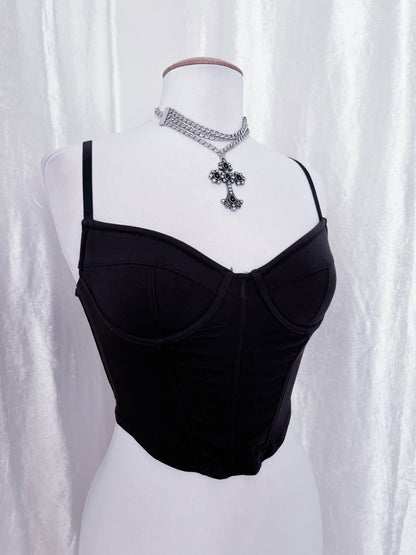 Must-have black corset top ✨🦇