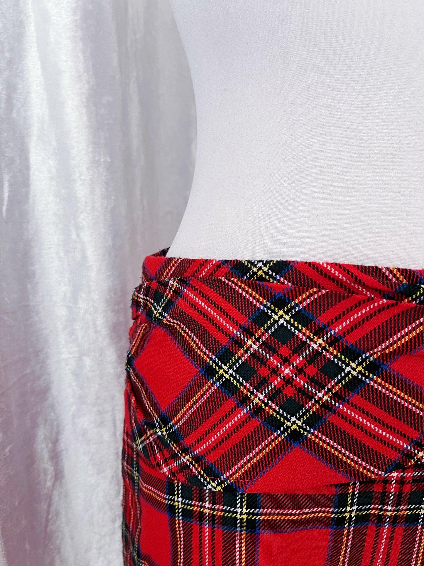 00’s Morgan punk tartan skirt 👑