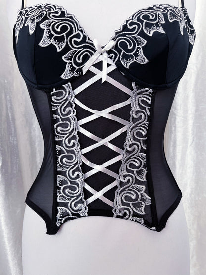 00’s dark fairy mesh corset with embroidered details
