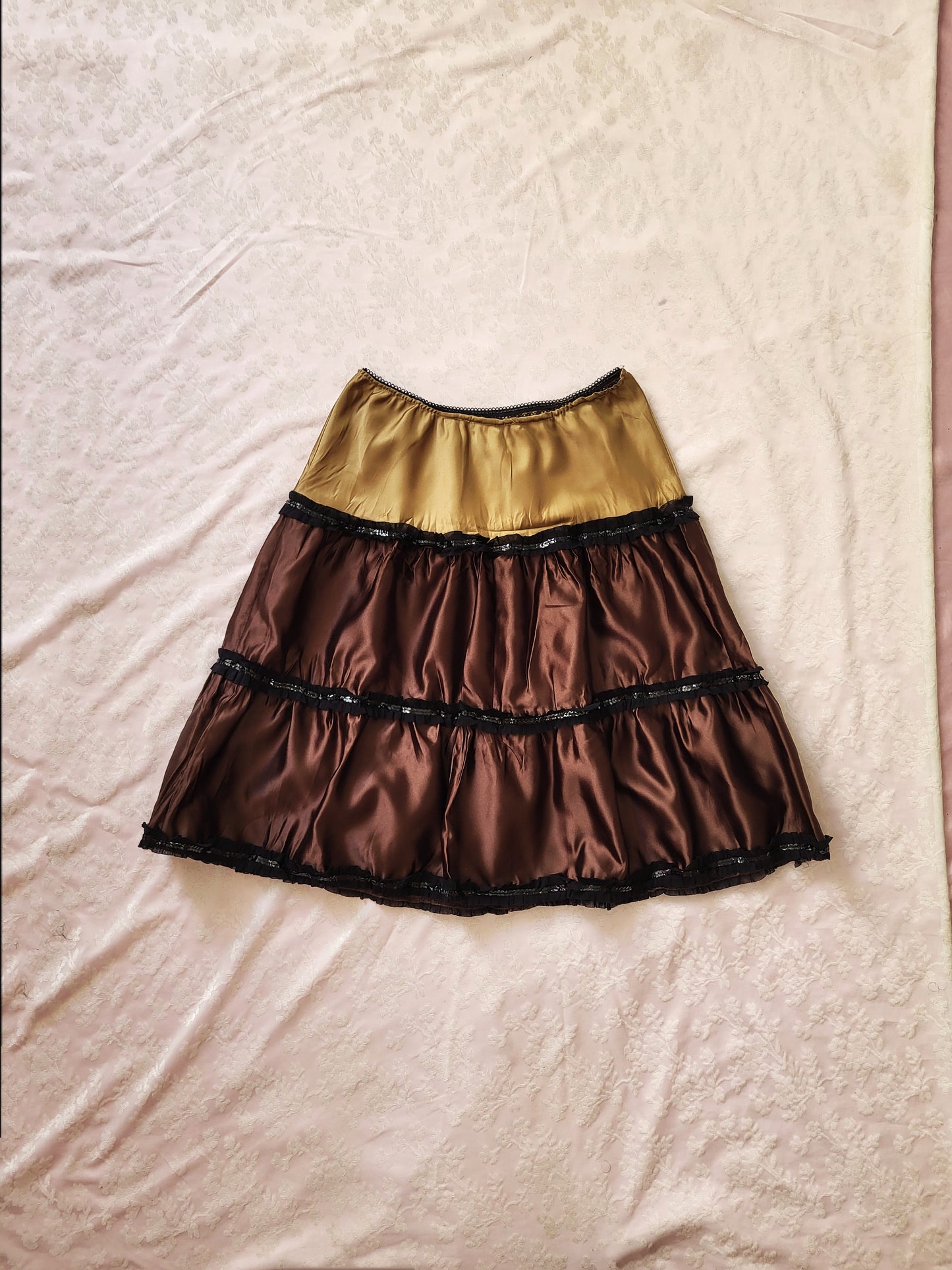00's brand new fairy satin skirt 🦋✨️