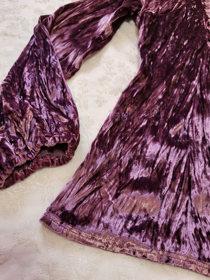 Υ2Κ velvet fairy top with beautiful sewn on flowers 🌺